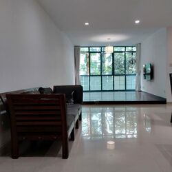 Blk 184 Edgefield Plains (Punggol), HDB Executive #553363501